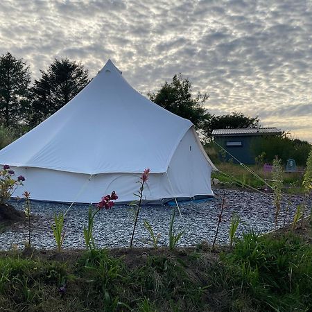Glamping Meadow Bell Tent Stithians Exterior photo