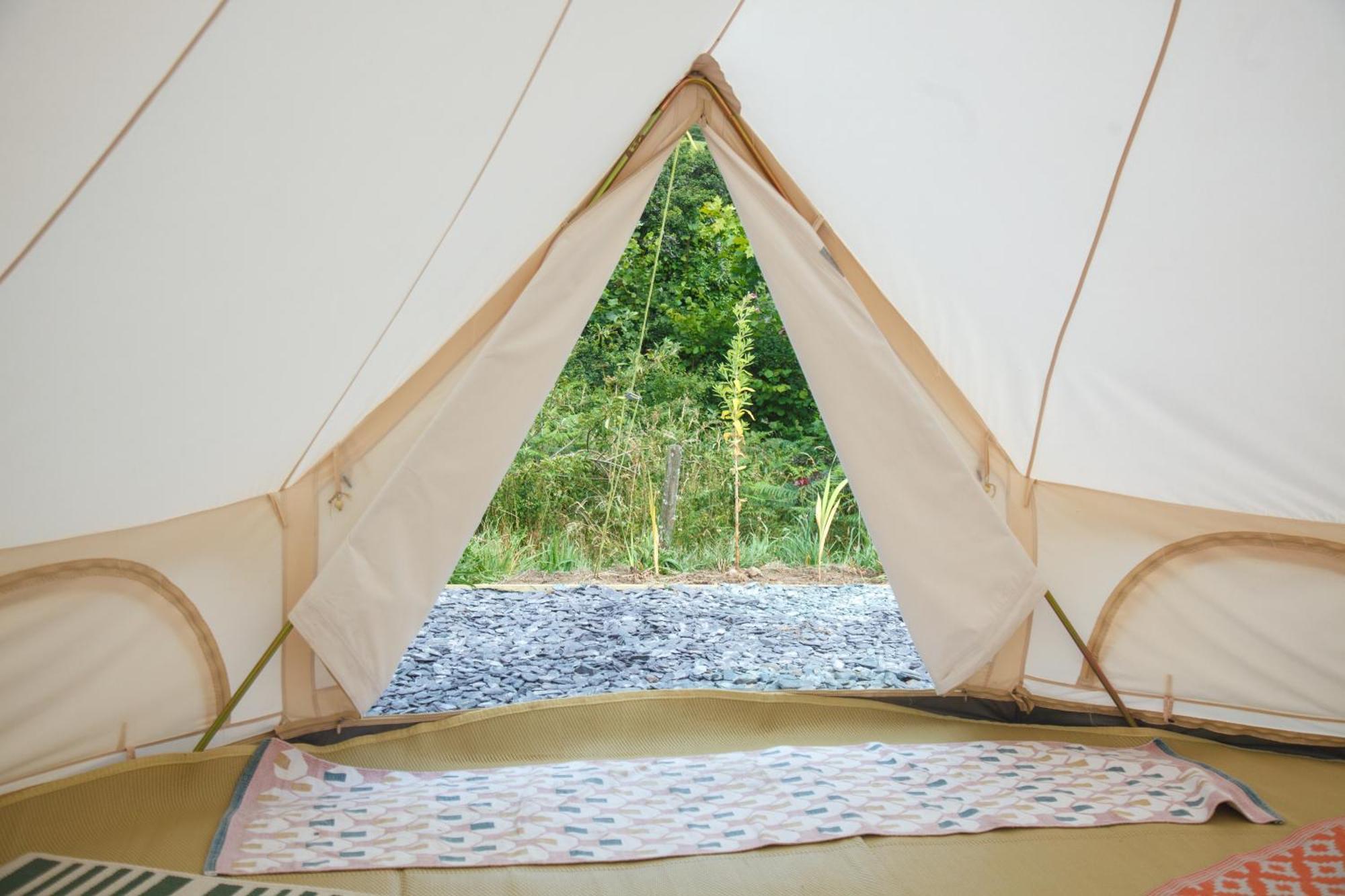 Glamping Meadow Bell Tent Stithians Exterior photo